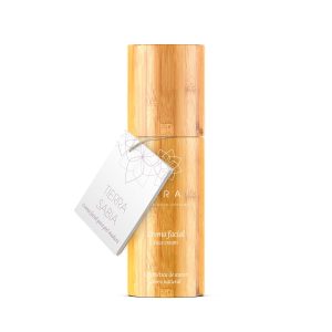 Crema facial antiarrugas para piel madura elaborada en Terai cosmetica natural y de venta en tienda online y tienda fisica en Bilbao